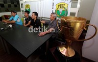 Pemisahan pasangan ganda terbaik Pelatnas Bona Septano dan Moh. Ahsan, semata-mata demi masa depan karier pemain.  Perceraian ini diharapkan bisa memacu peningkatan prestasi mereka.