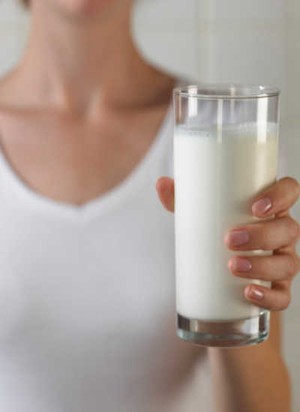 Mana yang Lebih Bernutrisi? Susu Kambing atau Susu Kedelai?