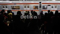Kenaikan ini dimaksudkan untuk peningkatan layanan, baik sarana maupun prasarana yang menunjang kenyamanan penumpang.