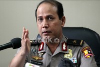 Karo Penmas Mabes Polri, Brigjen Pol Boy Rafli Amar memberikan keterangan terkait teroris Solo di mabes Polri, Jakarta.