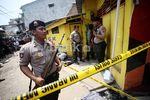 Polisi Bersenjata Jaga Rumah M Thorik