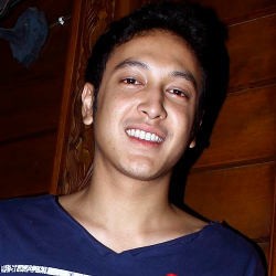 Dimas Anggara dan Perannya di Film Radio Galau FM