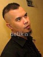Rambut Masa Kini Ahmad Dhani