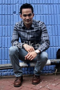 Pose Teuku Wisnu di depan kamera. (Gusmun/detikHot).