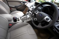 Interior mobil seharga Rp 300 jutaan ini cukup memukau.