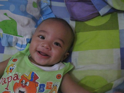 Kembar Aldrin Bellamy Kamal dan Alkana Tabitha Kamal, 8 Bulan