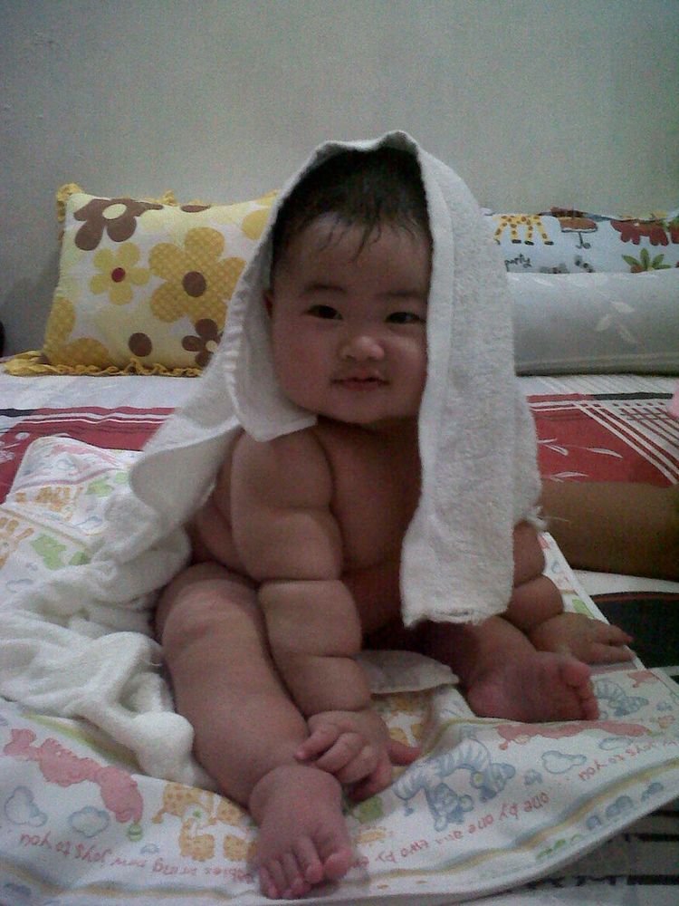 Lady Shaina Rifkalinda, 1 Tahun, Perempuan