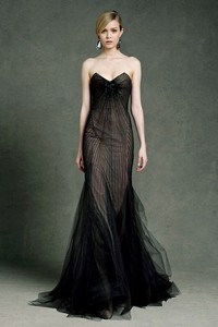 Donna Karan, Resort 2013. New York Fashion Week 2013. [dok. Donna Karan]