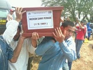 Muchsin dan Farhan Dikubur di Dekat Makam Tersangka Teroris Lainnya