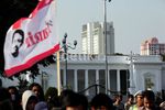 Sahabat Munir Geruduk Istana