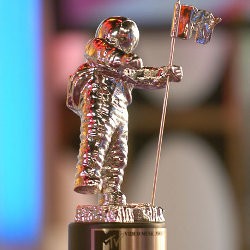 Momen Terbaik dan Terburuk di MTV Video Music Awards 2012