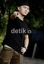 Gaya Ngocol Omesh