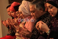 Acara ditutup dengan doa.