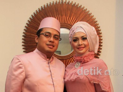 Eddies Adelia Dilamar Ferry Setiawan