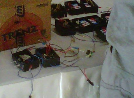 Ini Dia Rangkaian Bom yang Ditemukan di TKP Bom Depok