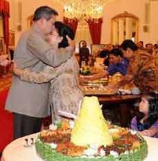 Kunker ke Pacitan, Mendikbud Pimpin Doa untuk Ultah SBY