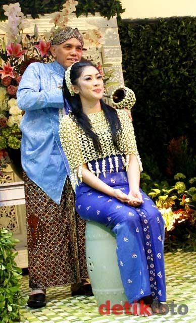 Hamil Besar, Aliya Aktif Hadiri Acara Istri Pejabat PD