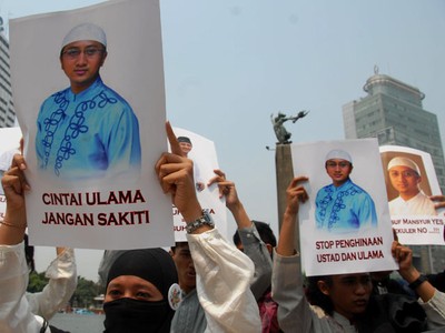 Aksi Damai Bela Ust. Yusuf Mansyur