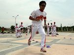 Tim Bisbol DKI Latihan di Halaman Stadion Riau