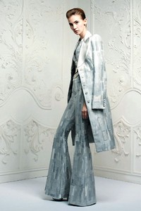 Alexander McQueen, Resort 2013. Paris Fashion Week 2013. [dok. Alexander McQueen]