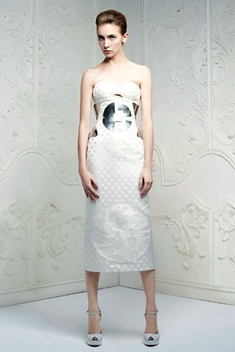 Alexander McQueen, Resort 2013. Paris Fashion Week 2013. [dok. Alexander McQueen]
