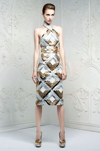 Alexander McQueen, Resort 2013. Paris Fashion Week 2013. [dok. Alexander McQueen]