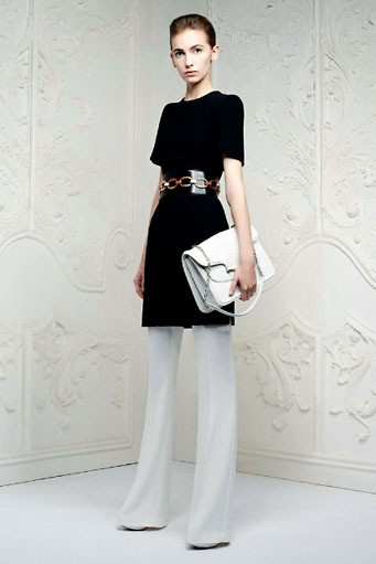 Alexander McQueen, Resort 2013. Paris Fashion Week 2013. [dok. Alexander McQueen]