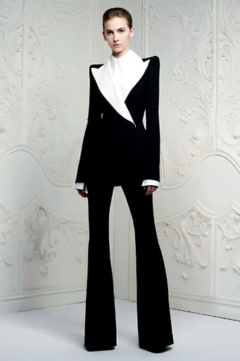 Alexander McQueen, Resort 2013. Paris Fashion Week 2013. [dok. Alexander McQueen]