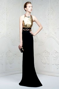 Alexander McQueen, Resort 2013. Paris Fashion Week 2013. [dok. Alexander McQueen]