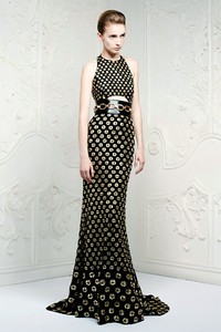 Alexander McQueen, Resort 2013. Paris Fashion Week 2013. [dok. Alexander McQueen]