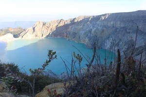 Ini Dia Pesona Paling Dahsyat di Gunung Ijen