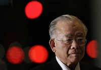 Foto files Menteri Jasa Keuangan Jepang, Tadahiro Matsushita. Belum diketahui detail bunuh diri yang dilakukan pejabat Jepang tersebut termasuk penyebab kematiannya. REUTERS/Toru Hanai/Files.