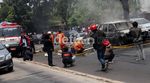 Range Rover Terbakar di Permata Hijau