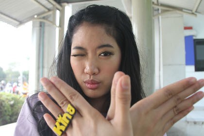 Main Film, Widi Vierra Jadi Anak Panti Asuhan