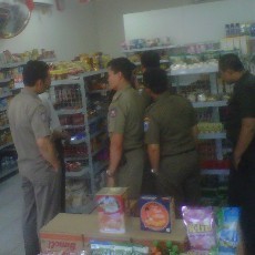 Lima Minimarket Terancam Disegel Satpol PP