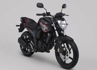 Byson baru ini tersedia dalam empat warna, tiga warna sebelumnya sudah ada yakni Deep Red Metallic, Black Metallic X, White Metallic 6. Dan yang teranyar Vivid Purplish Blue Cocktail 5. (dok Yamaha)