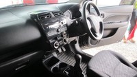 Di Balik Kemudi Mitsubishi Mirage