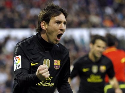 Lionel Messi Pecinta Mobil Warna Putih