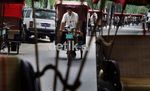 Geliat Becak di Shichahai