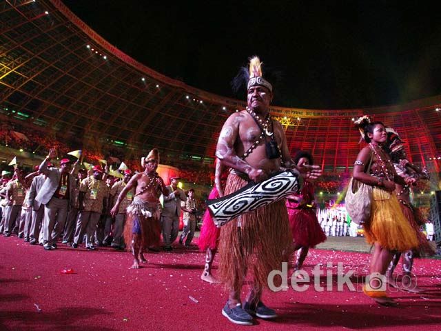 Keunikan Saat Defile Pembukaan PON