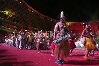 Penampilan kontingen Papua.