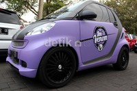 Dengan warna ungu, si smart fortwo makin imut