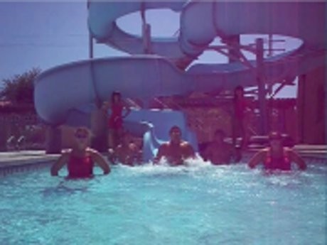 Parodikan Gangnam Style, 14 Penjaga Kolam Renang Dipecat