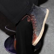 Cerita Jokowi dan Sepatu Kanvasnya