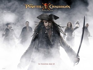 Orlando Bloom Tampil Kembali di Pirates Of The Caribbean 5?