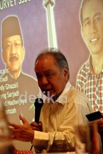 Jokowi Ungguli Foke di Survei SSSG