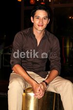 Mike Lewis Belum Temukan Pengganti Tamara Bleszynski