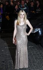 Anggunnya Dakota Fanning