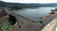 Pada musim kemarau panjang ini beberapa PLTA yang sumber airnya berasal dari waduk, seperti PLTA Saguling (4x175 MW), PLTA Cirata (8x126 MW), PLTA Jatiluhur (7x25 MW) yang berada di Jawa Barat, akan dilakukan pengurangan produksi listrik, terutama pada saat pagi hingga sore. (dok Humas PLN)