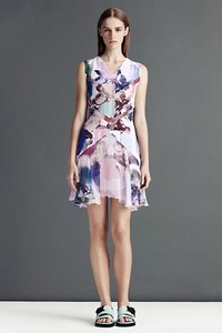 Christopher Kane, Resort 2013. London Fashion Week 2013. [dok. Christopher Kane]